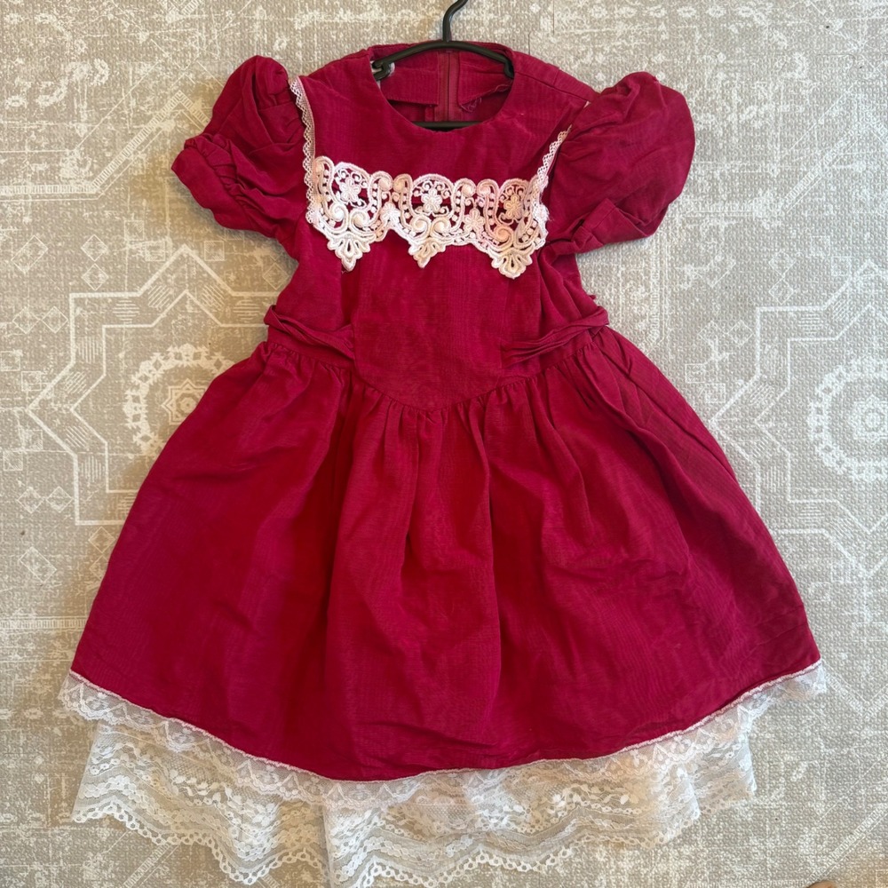 Gunne Sax Girls Red Corduroy Lace Trim‎ Puffy Sleeve Dress Size 6X Made USA